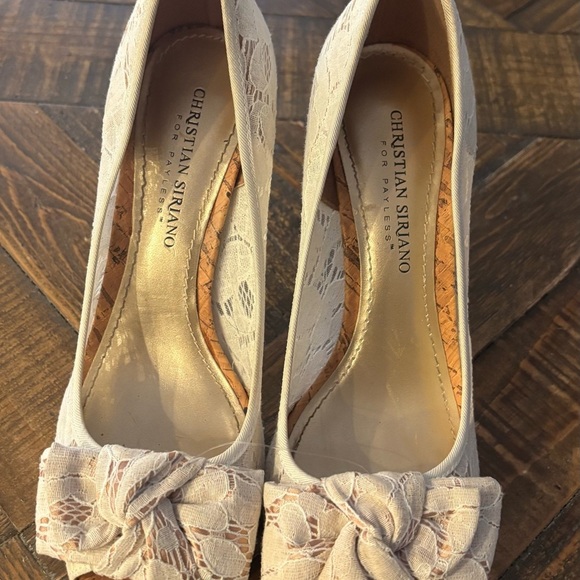 Christian Siriano Cream Lace Heels with Cork Heel. Great Condition! - Picture 6 of 8